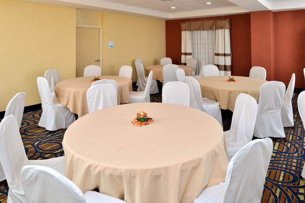 Holiday Inn Express & Suites Peekskill-Lower Hudson Valley By Ihg Dış mekan fotoğraf