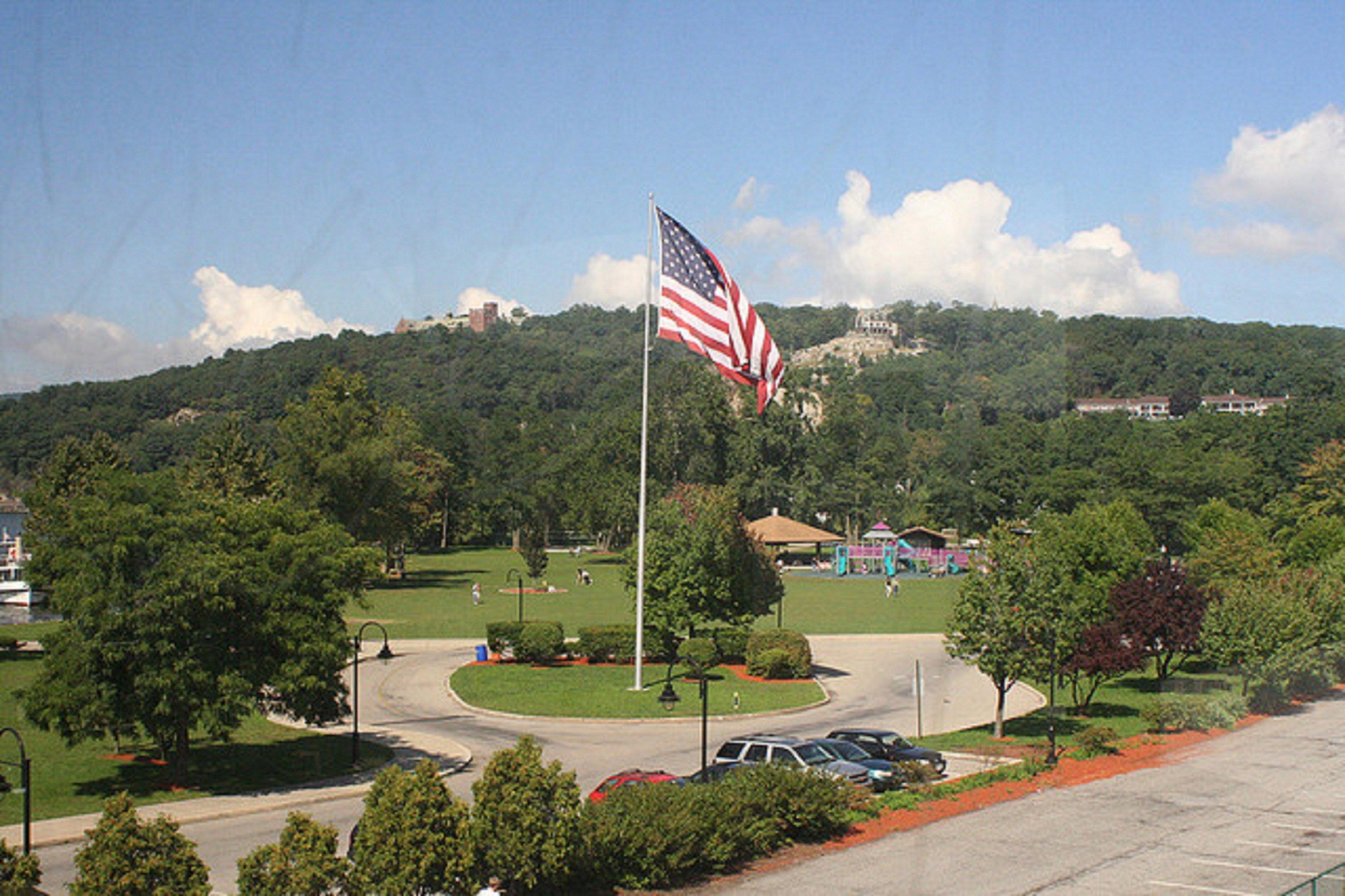 Holiday Inn Express & Suites Peekskill-Lower Hudson Valley By Ihg Dış mekan fotoğraf